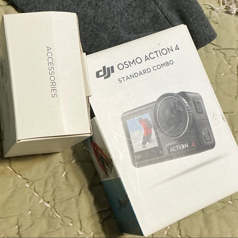 DJI Osmo Action 4 Standard Combo - Black